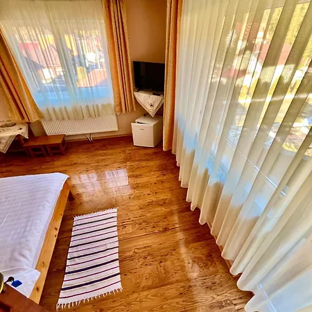 Vila Arly Βίλα Μπρασόβ
